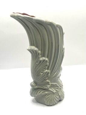 Vintage # 1290 RED WING 1940  Art Deco Ceramic Cornucopia Style Vase in Lt. Gray